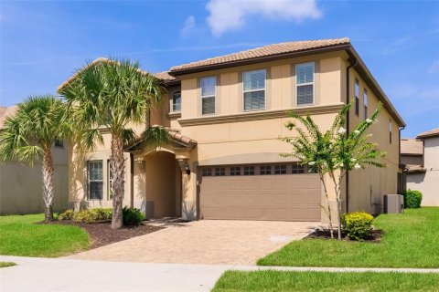 House in Kissimmee, Florida 9 bedrooms, 407.93 sq.m. № 1904460 - photo 2