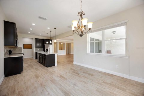 House in Venice, Florida 4 bedrooms, 248.51 sq.m. № 1824932 - photo 9