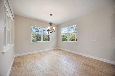 House in Venice, Florida 4 bedrooms, 248.51 sq.m. № 1824932 - photo 14