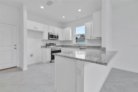 Casa en venta en Grand Island, Florida, 3 dormitorios, 135.45 m2 № 1782452 - foto 10