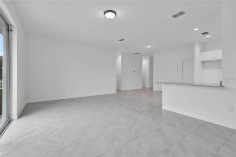Casa en venta en Grand Island, Florida, 3 dormitorios, 135.45 m2 № 1782452 - foto 4