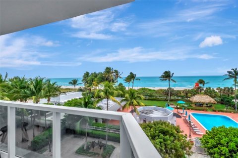Copropriété à louer à Miami Beach, Floride: 2 chambres, 117.61 m2 № 1862672 - photo 20
