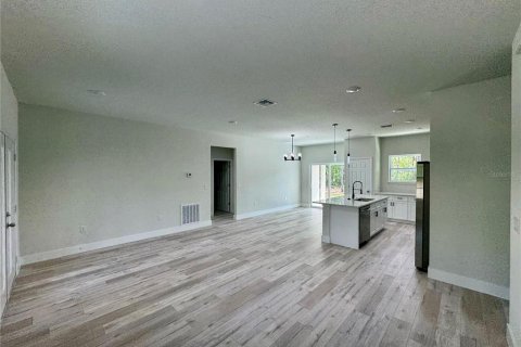 Villa ou maison à vendre à Citrus Springs, Floride: 3 chambres, 142.05 m2 № 1662606 - photo 5