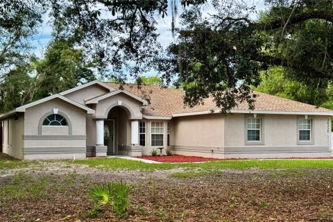 Casa en Dade City, Florida 3 dormitorios, 148.55 m2 № 2107710