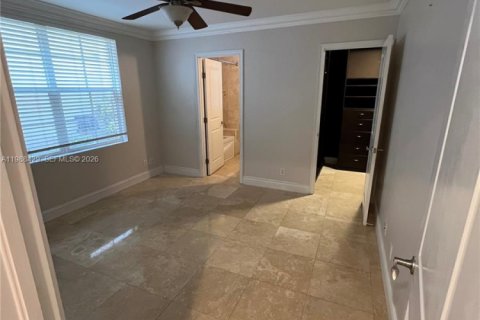 Adosado en alquiler en Coral Gables, Florida, 2 dormitorios, 104.14 m2 № 2050666 - foto 5