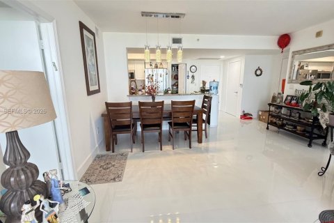 Condo in Aventura, Florida, 2 bedrooms  № 2078071 - photo 6