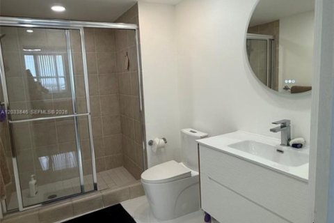 Condo in Aventura, Florida, 2 bedrooms  № 2078071 - photo 12