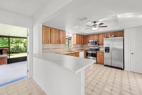 House in Port St. Lucie, Florida 3 bedrooms, 140.47 sq.m. № 2083046 - photo 16