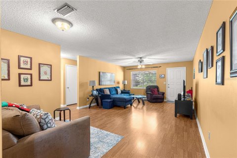House in Ocala, Florida 2 bedrooms, 111.3 sq.m. № 1656779 - photo 6