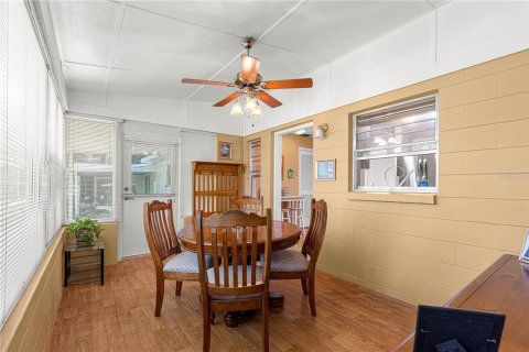 House in Ocala, Florida 2 bedrooms, 111.3 sq.m. № 1656779 - photo 22