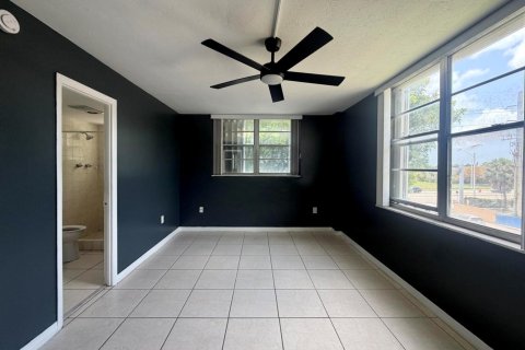 Condominio en venta en Miami, Florida, 2 dormitorios, 100.98 m2 № 2168510 - foto 13