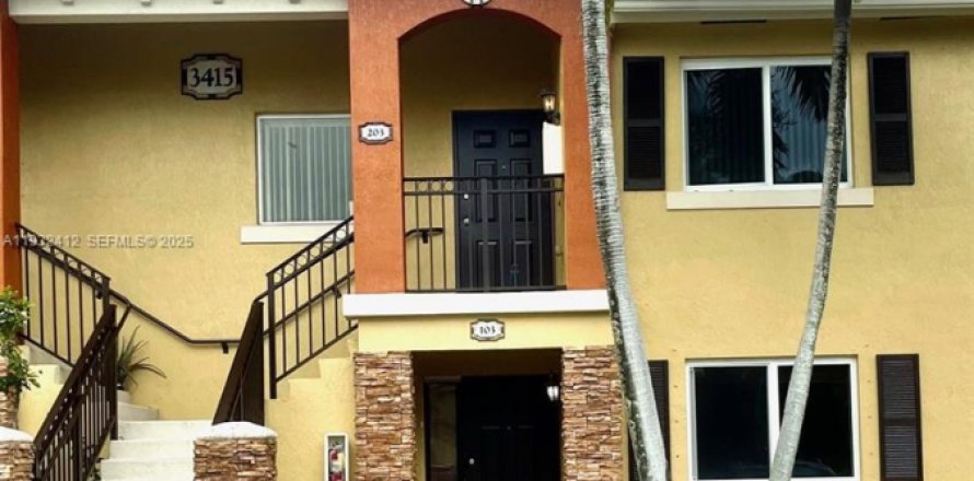 Кондоминиум с 2 спальнями в Хомстед, Флорида № 1990703