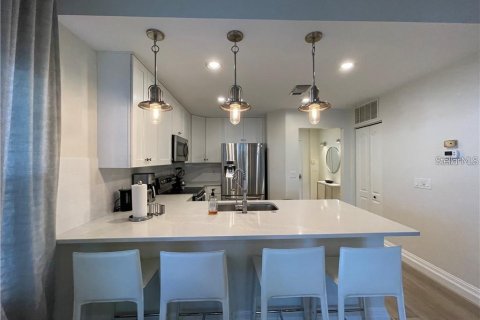 Copropriété à louer à Bradenton, Floride: 3 chambres, 129.23 m2 № 1608770 - photo 6