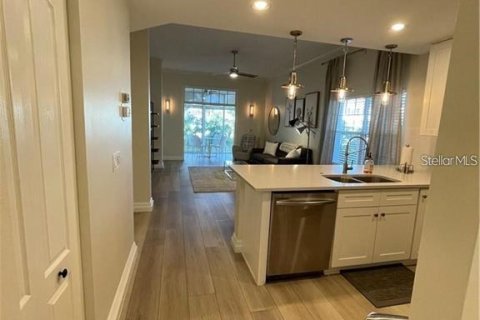 Copropriété à louer à Bradenton, Floride: 3 chambres, 129.23 m2 № 1608770 - photo 4