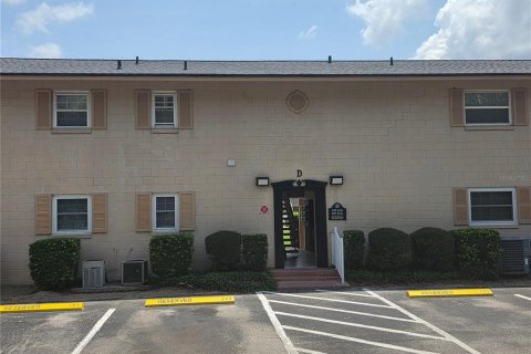Condo in Tavares, Florida, 2 bedrooms № 2236079