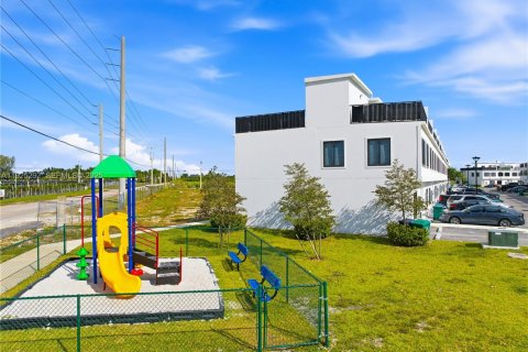 Touwnhouse à louer à Homestead, Floride: 4 chambres, 129.88 m2 № 1983871 - photo 27