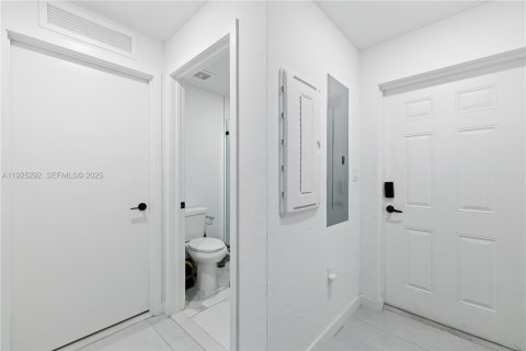 Touwnhouse à louer à Homestead, Floride: 4 chambres, 129.88 m2 № 1983871 - photo 11