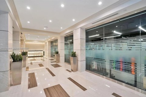 Copropriété à louer à Aventura, Floride: 3 chambres, 274.06 m2 № 2240898 - photo 25