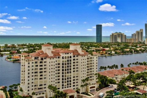 Copropriété à louer à Aventura, Floride: 3 chambres, 274.06 m2 № 2240898 - photo 7