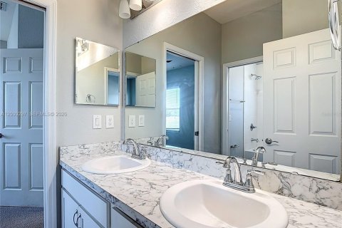 Casa en venta en Davenport, Florida, 4 dormitorios, 188.5 m2 № 2067253 - foto 18