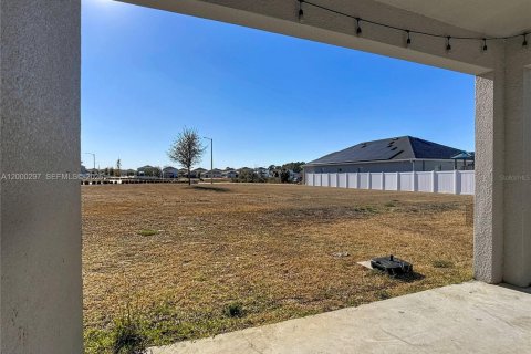 Casa en venta en Davenport, Florida, 4 dormitorios, 188.5 m2 № 2067253 - foto 22