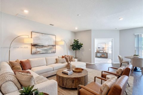 Casa en venta en Davenport, Florida, 4 dormitorios, 188.5 m2 № 2067253 - foto 8