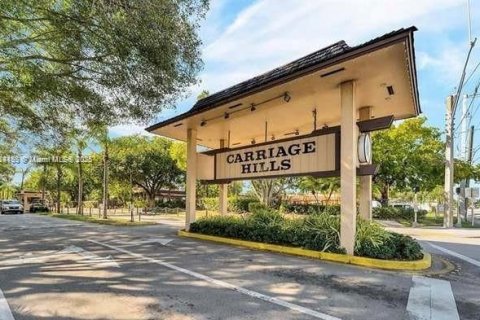 Villa ou maison à vendre à Hollywood, Floride: 2 chambres, 92.9 m2 № 1957766 - photo 21