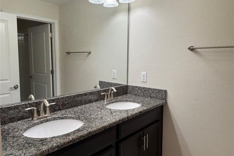 Touwnhouse à vendre à Davenport, Floride: 4 chambres, 176.7 m2 № 2197797 - photo 17