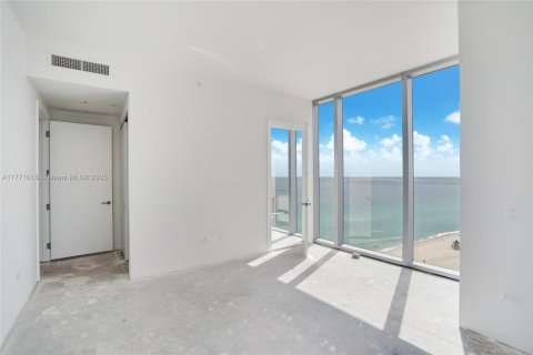 Condo in Sunny Isles Beach, Florida, 4 bedrooms  № 1596733 - photo 21