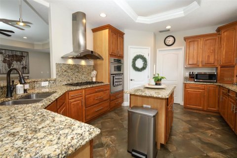 Villa ou maison à vendre à Chuluota, Floride: 4 chambres, 318.65 m2 № 2316463 - photo 13