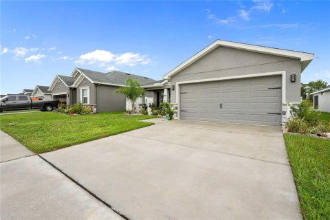 Villa ou maison à vendre à Zephyrhills, Floride: 3 chambres, 145.58 m2 № 1919908 - photo 3