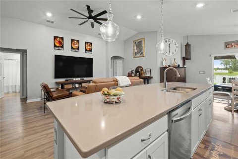 Villa ou maison à vendre à Zephyrhills, Floride: 3 chambres, 145.58 m2 № 1919908 - photo 11
