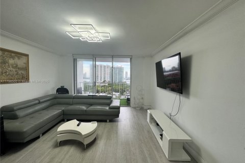 Copropriété à louer à Aventura, Floride: 2 chambres, 113.34 m2 № 1682242 - photo 9