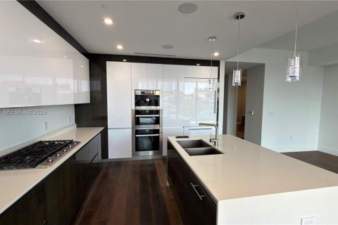 Купить кондоминиум в Авентура, Флорида 3 спальни, 211.35м2, № 2038367 - фото 11