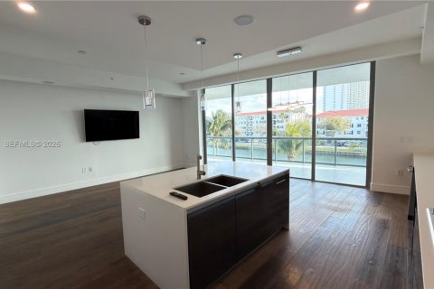 Купить кондоминиум в Авентура, Флорида 3 спальни, 211.35м2, № 2038367 - фото 9