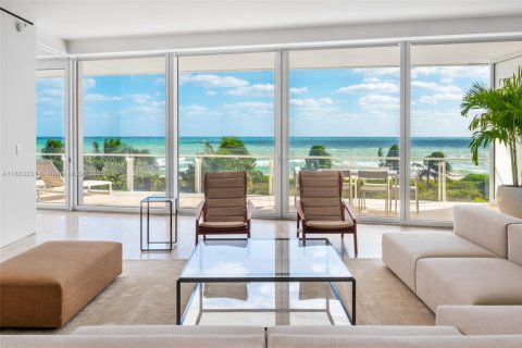 Condo in Surfside, Florida, 4 bedrooms  № 1814732 - photo 3