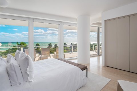 Condo in Surfside, Florida, 4 bedrooms  № 1814732 - photo 8