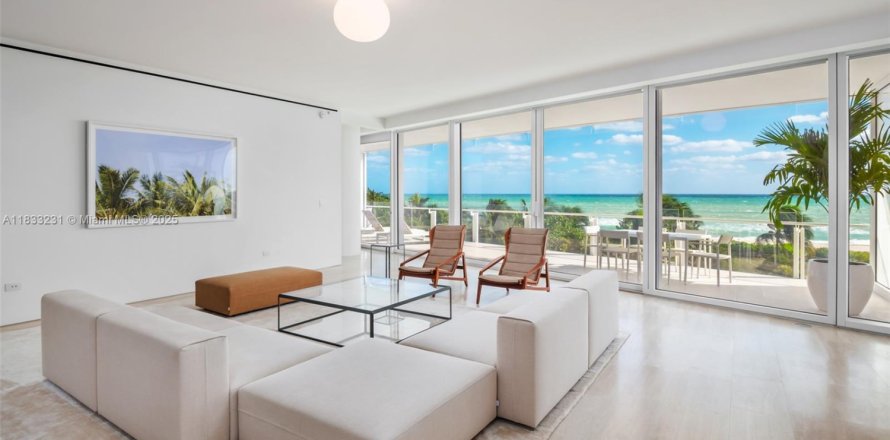 Condo in Surfside, Florida, 4 bedrooms  № 1814732