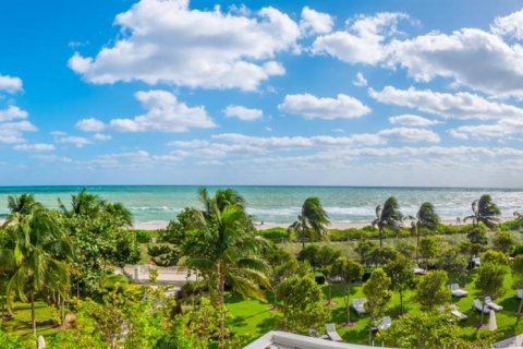 Condo in Surfside, Florida, 4 bedrooms  № 1814732 - photo 5