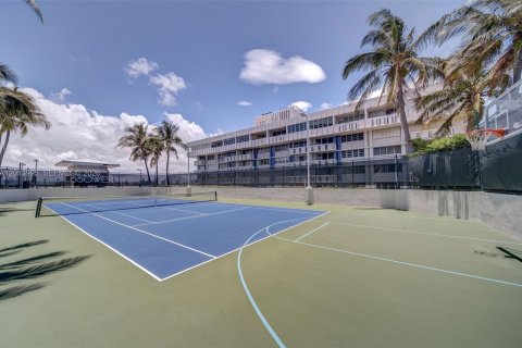 Copropriété à louer à Miami Beach, Floride: 1 chambre, 69.31 m2 № 2076042 - photo 28