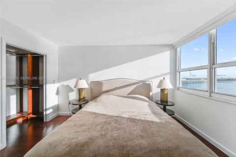 Copropriété à louer à Miami Beach, Floride: 1 chambre, 69.31 m2 № 2076042 - photo 11