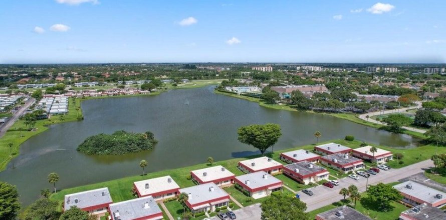 Condominio en Delray Beach, Florida, 2 dormitorios № 1159588