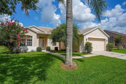 Casa en venta en Apopka, Florida, 3 dormitorios, 164.62 m2 № 2196321 - foto 3