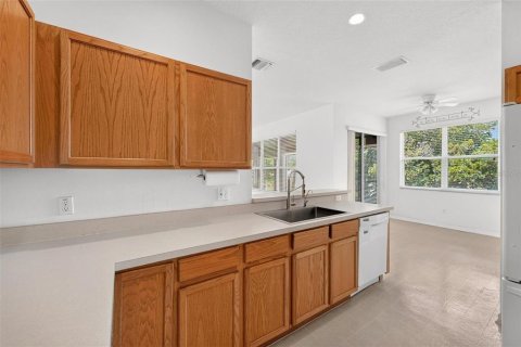 Casa en venta en Apopka, Florida, 3 dormitorios, 164.62 m2 № 2196321 - foto 28