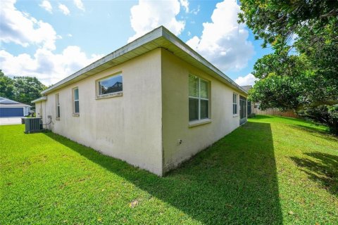 Casa en venta en Apopka, Florida, 3 dormitorios, 164.62 m2 № 2196321 - foto 5