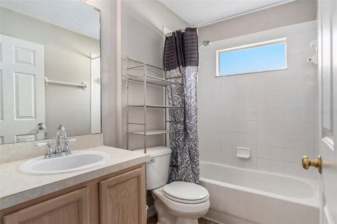 Casa en alquiler en Land O' Lakes, Florida, 5 dormitorios, 209.96 m2 № 1877035 - foto 20