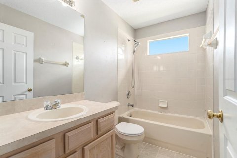 Casa en alquiler en Land O' Lakes, Florida, 5 dormitorios, 209.96 m2 № 1877035 - foto 24