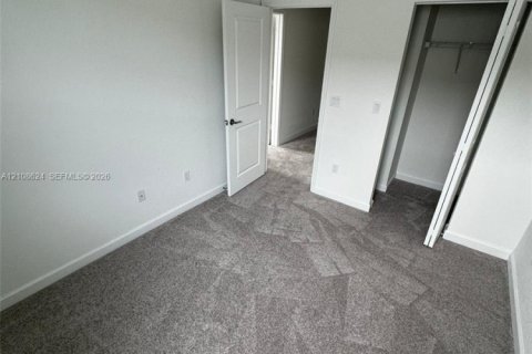 Touwnhouse à vendre à Pembroke Pines, Floride: 4 chambres, 175.4 m2 № 2428316 - photo 28