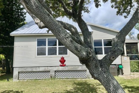 Villa ou maison à vendre à St. Lucie, Floride: 3 chambres, 174.28 m2 № 1947744 - photo 22