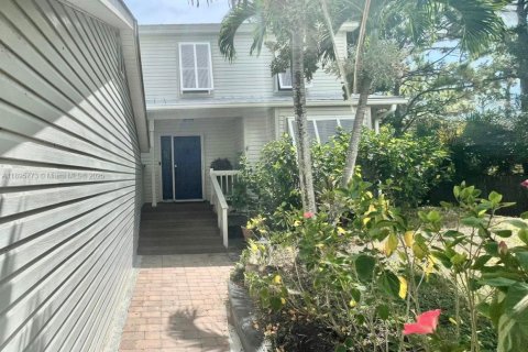 Villa ou maison à vendre à St. Lucie, Floride: 3 chambres, 174.28 m2 № 1947744 - photo 27